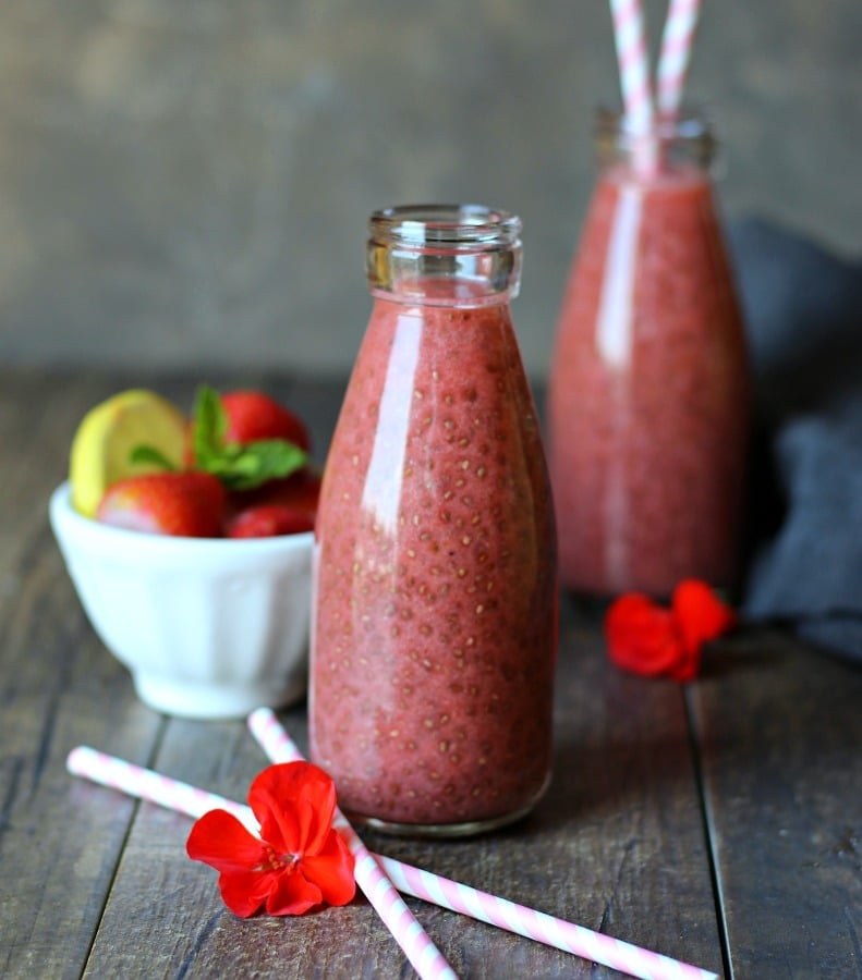 This invigorating Strawberry Chia Lemonade is a delicious healthy and energy boosting drink. A must try! gardeninthekitchen.com
