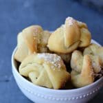 Easy Parmesan Garlic Knots