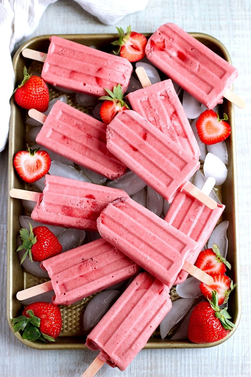 Healthy 3-Ingredients + Collagen Strawberry Yogurt Popsicles