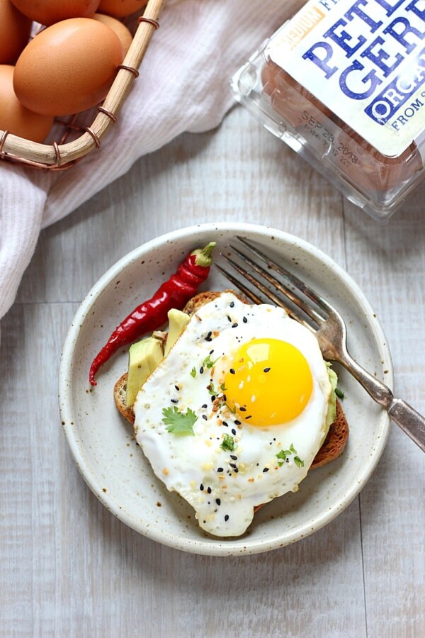 The Perfect Fried Egg with Pete and Gerry’s Organic Eggs