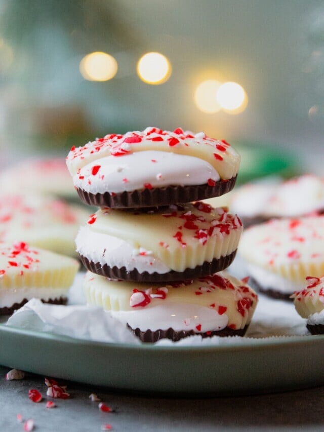 Chocolate Peppermint Marshmallow Cups