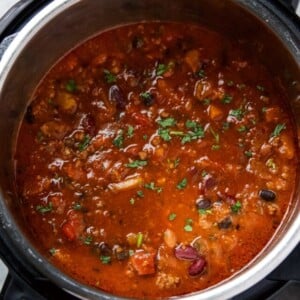 cropped-instant-pot-beef-chili_2435.jpg