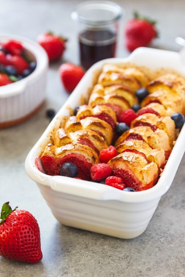 berries French toast casserole
