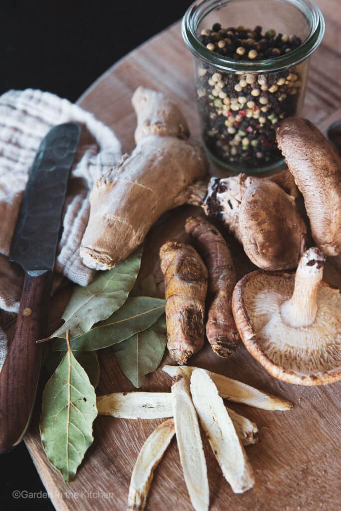 adaptogenic herbs and aromatics for healing soup