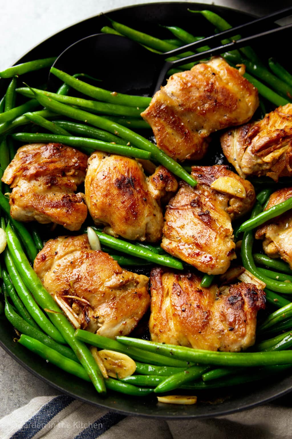 Garlic Chicken Thighs And Green Beans Skillet Garden In The Kitchen 5852