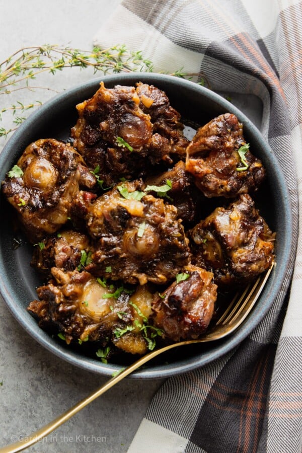 Slow cooker oxtail recipe