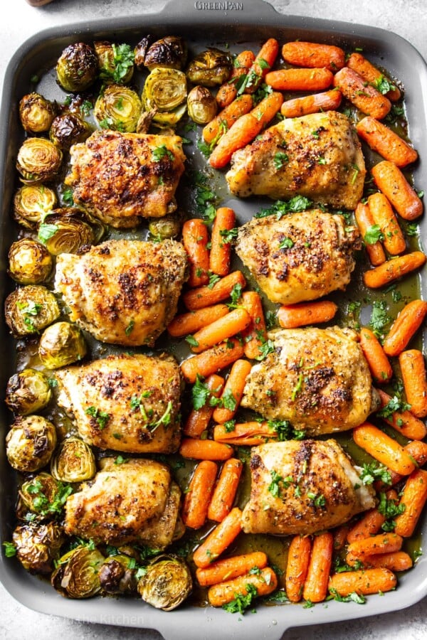 sheet pan chicken thighs recipe