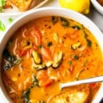 mussels in tomato broth