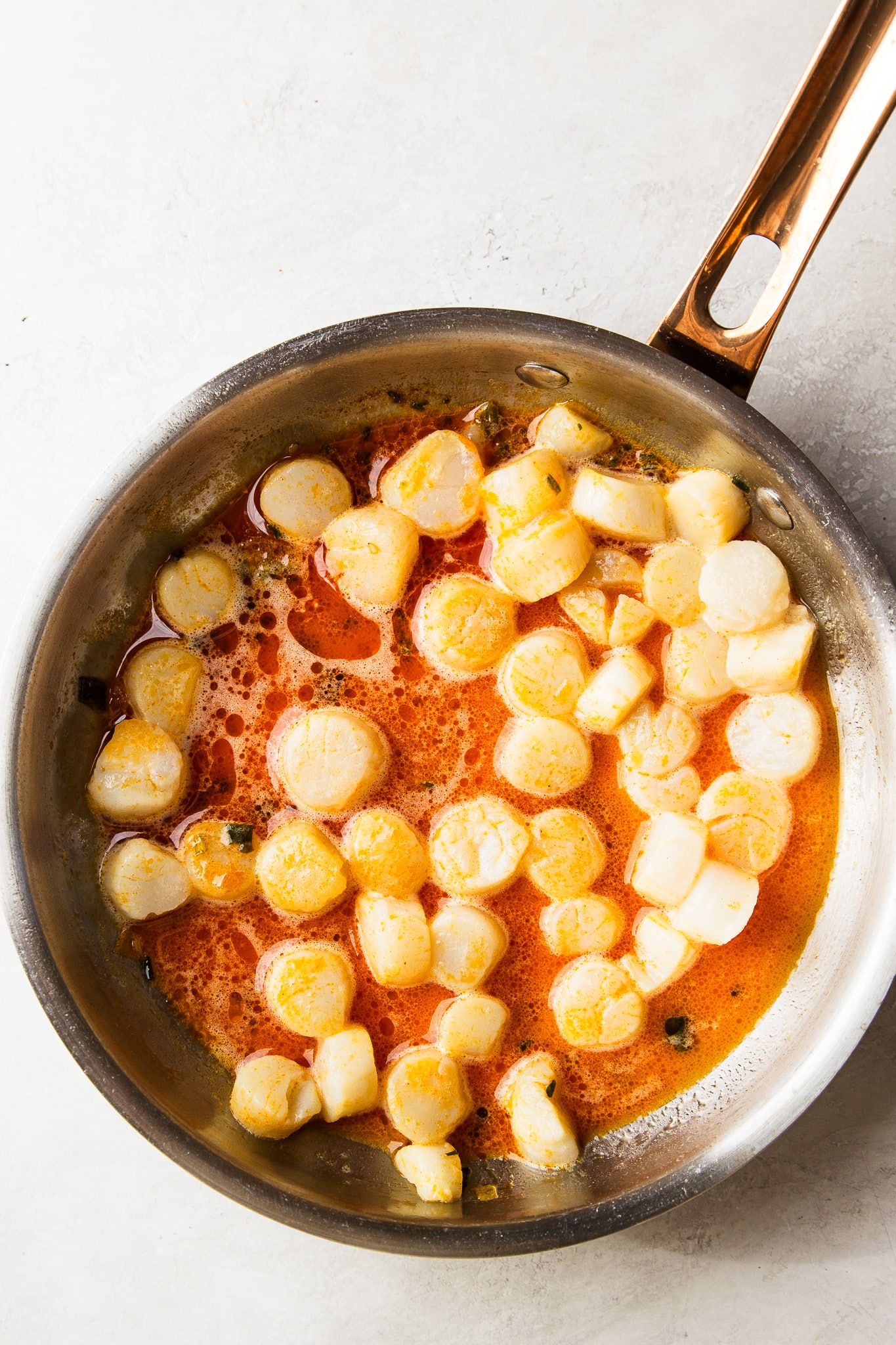 scallops in skillet with gochujang butter